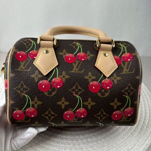 Louis Vuitton Women Pre-Loved Bag Brand New Condition - Picture 4 of 9